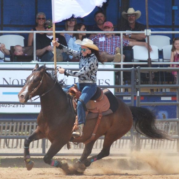 Meet your Posher, Ashley - Picture 1 of 1